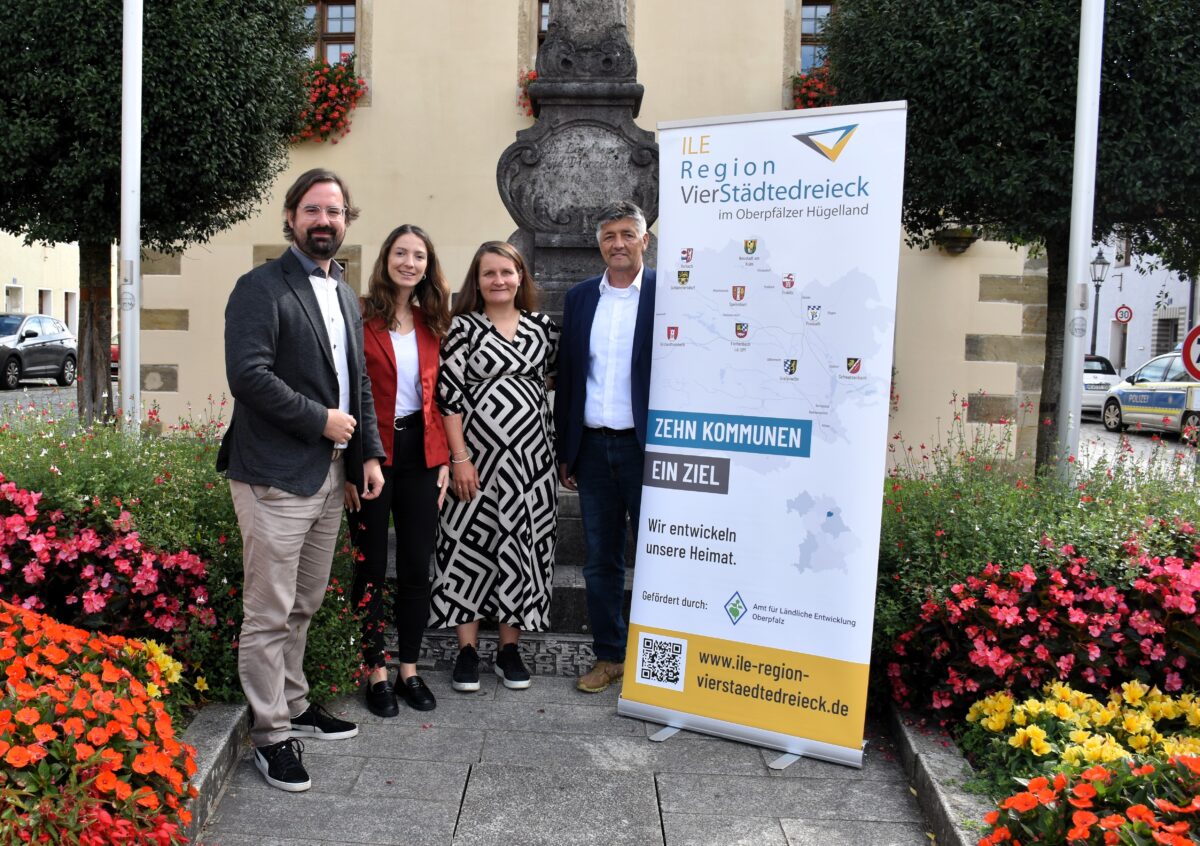 Grafenwöhr Nothelfer und Hübner vertreten ILE VierStädtedreieck