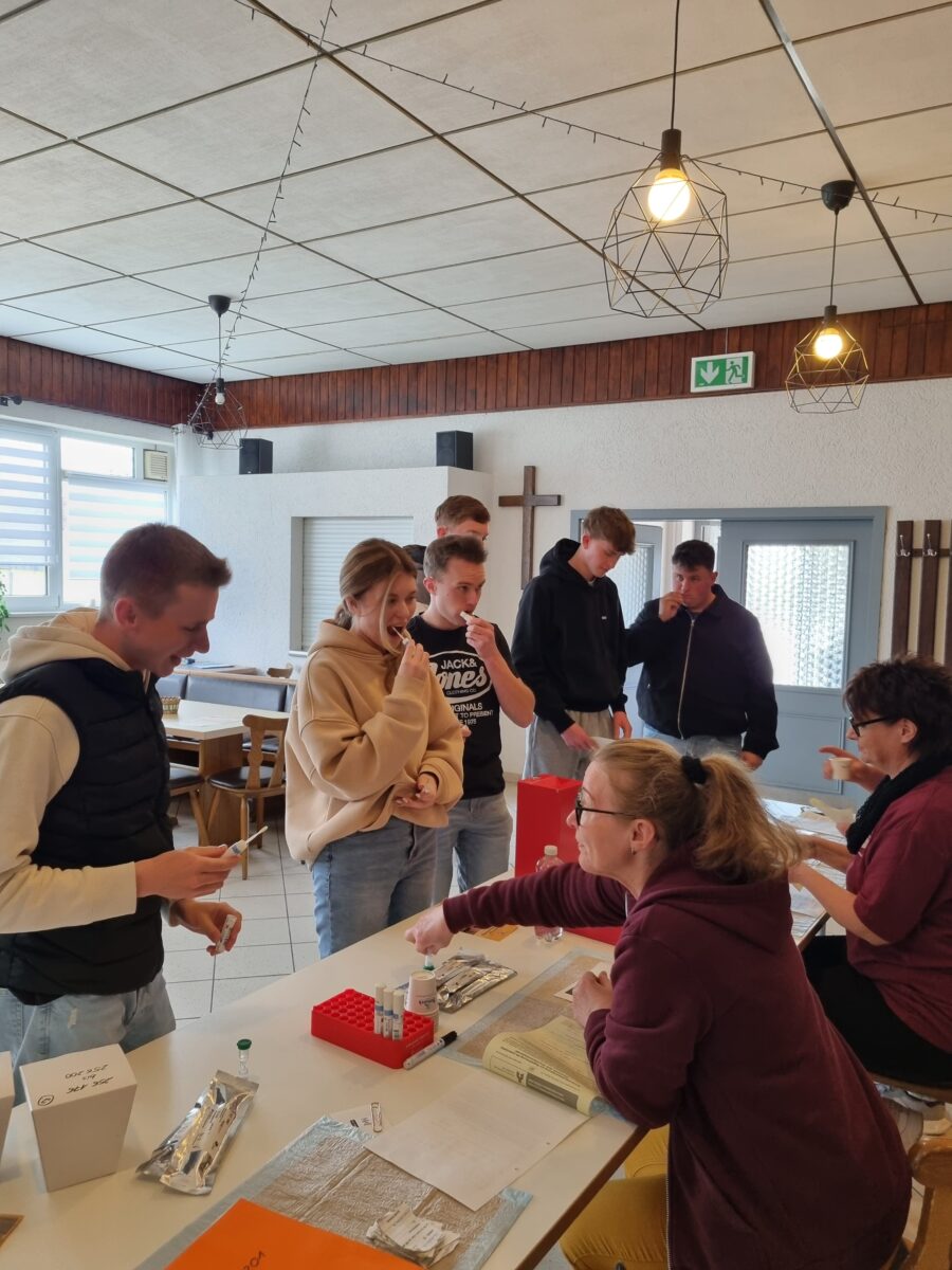 25 Jahre „Hilfe für Anja“ – Von einer spontanen Typisierungsaktion zur Erfolgsgeschichte