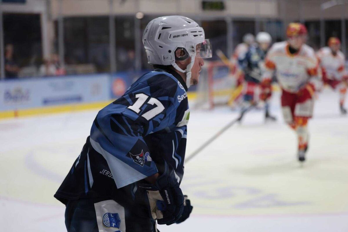 Die Blue Devils Weiden gewinnen das DEL2 Auftaktspiel gegen den ESV Kaufbeuren