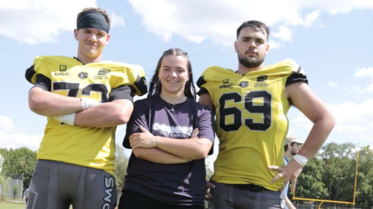 Offenes Tryout auf neuem Kunstrasen bei den Amberg Mad Bulldogs