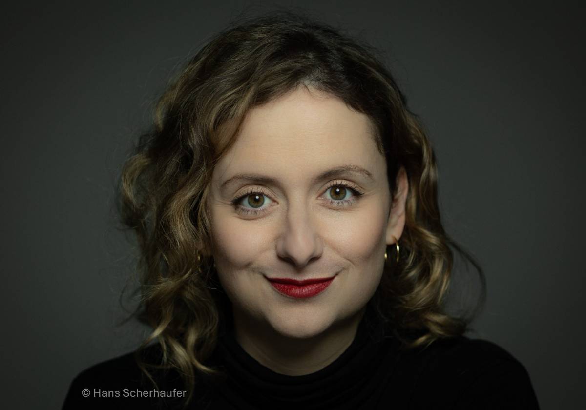 Lesung mit Alexandra Zykunov in Amberg: Wütender Witz gegen Ungleichheit