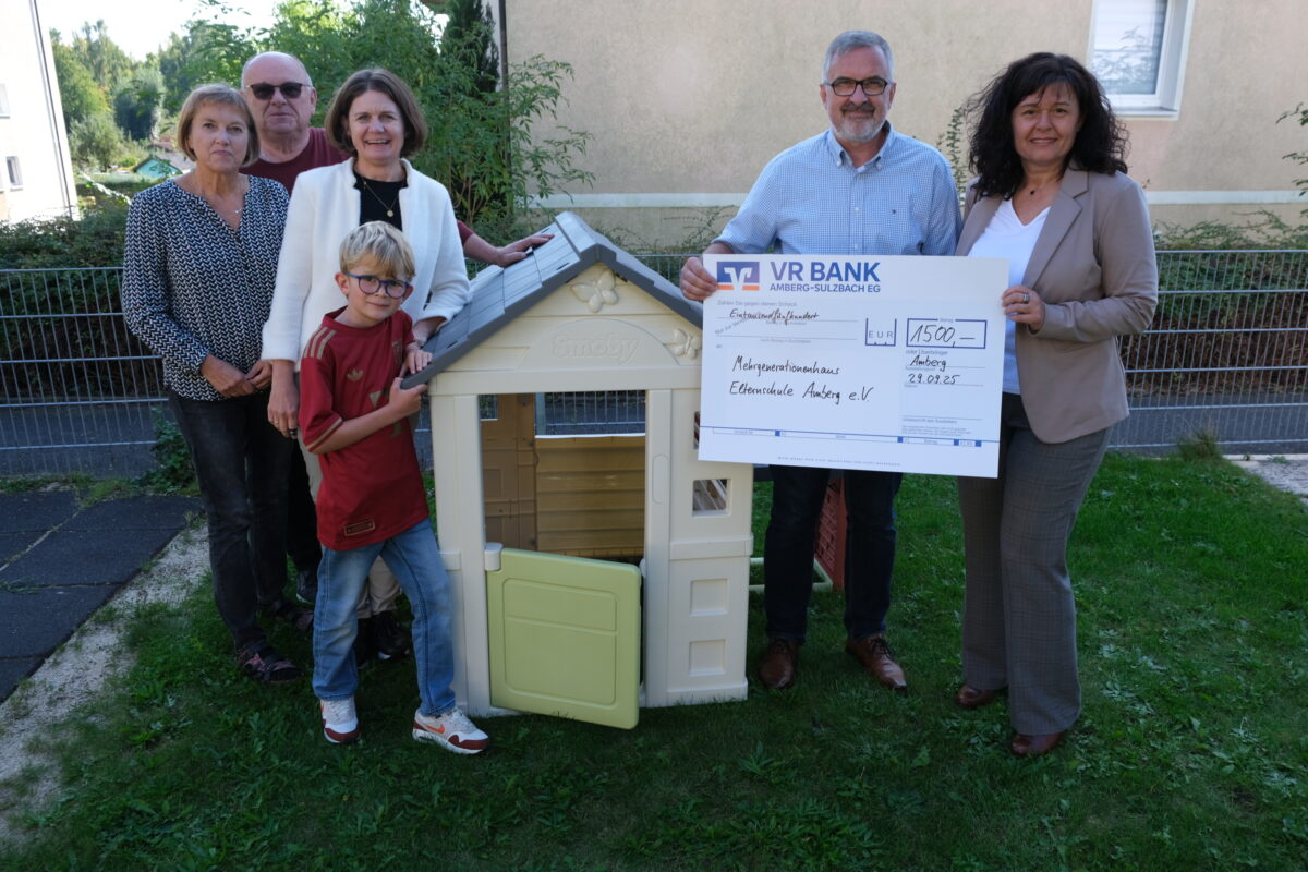 Lions-Club unterstützt Spielplatz in Amberg mit 1.500 Euro