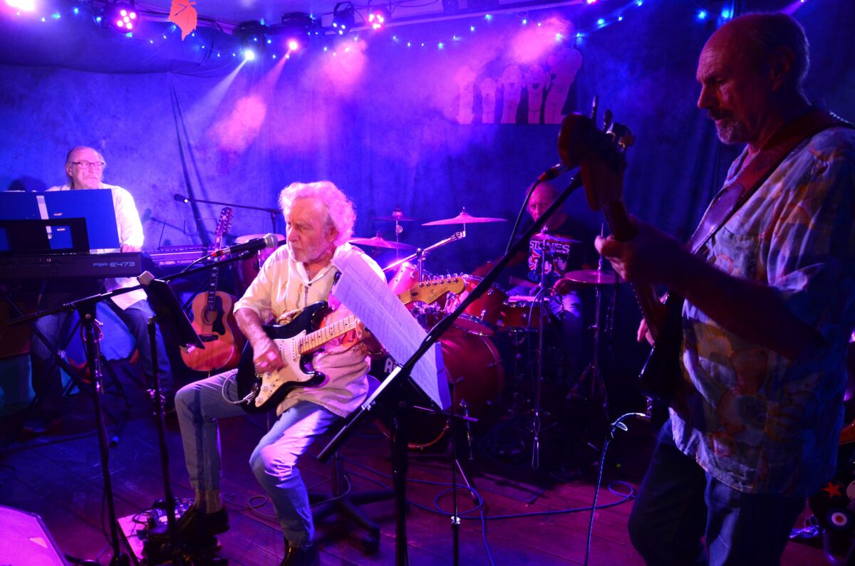 „Open Stage“ im „Kulturbahnhof Parapluie“ steht für Musik, Begegnungen und kreative Impulse