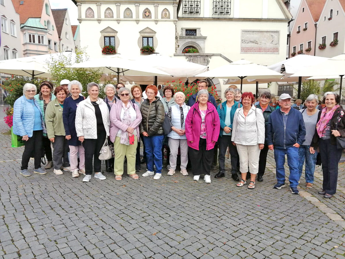 Maxhütte-Haidhof Senioren besuchen Weiden