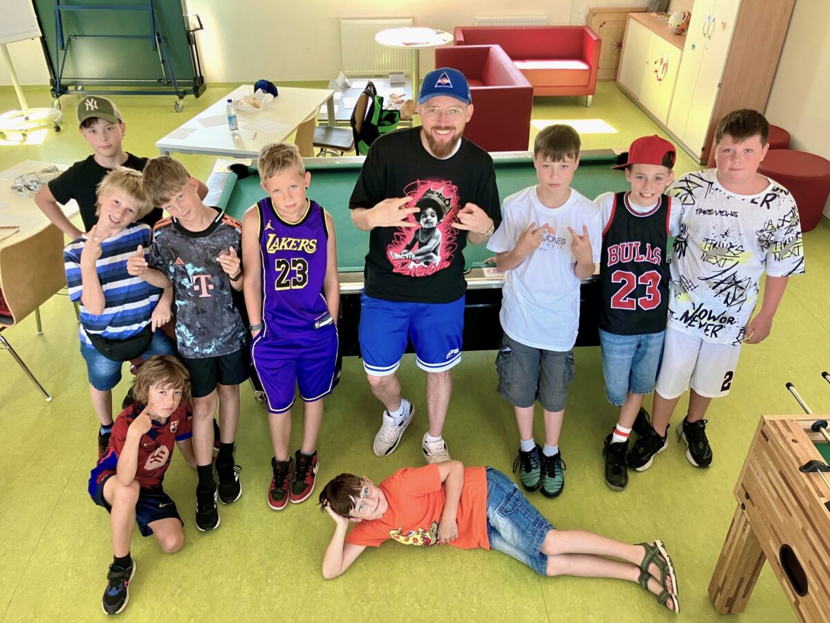 Rap-Workshop begeistert die Jugend im Städtedreieck