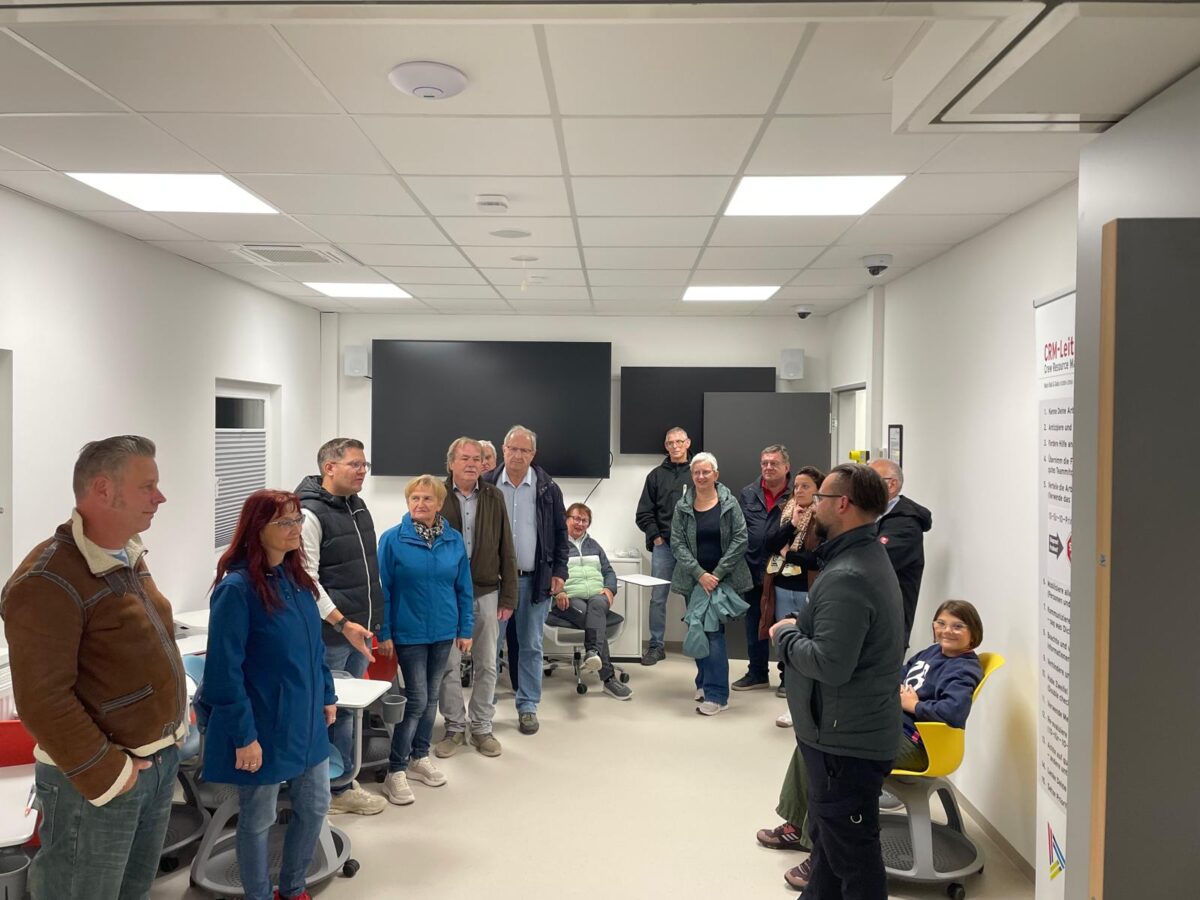 SPD besucht Trainingszentrum für Einsatzkräfte in Neuhaus - Auch Infrastruktur muss wachsen