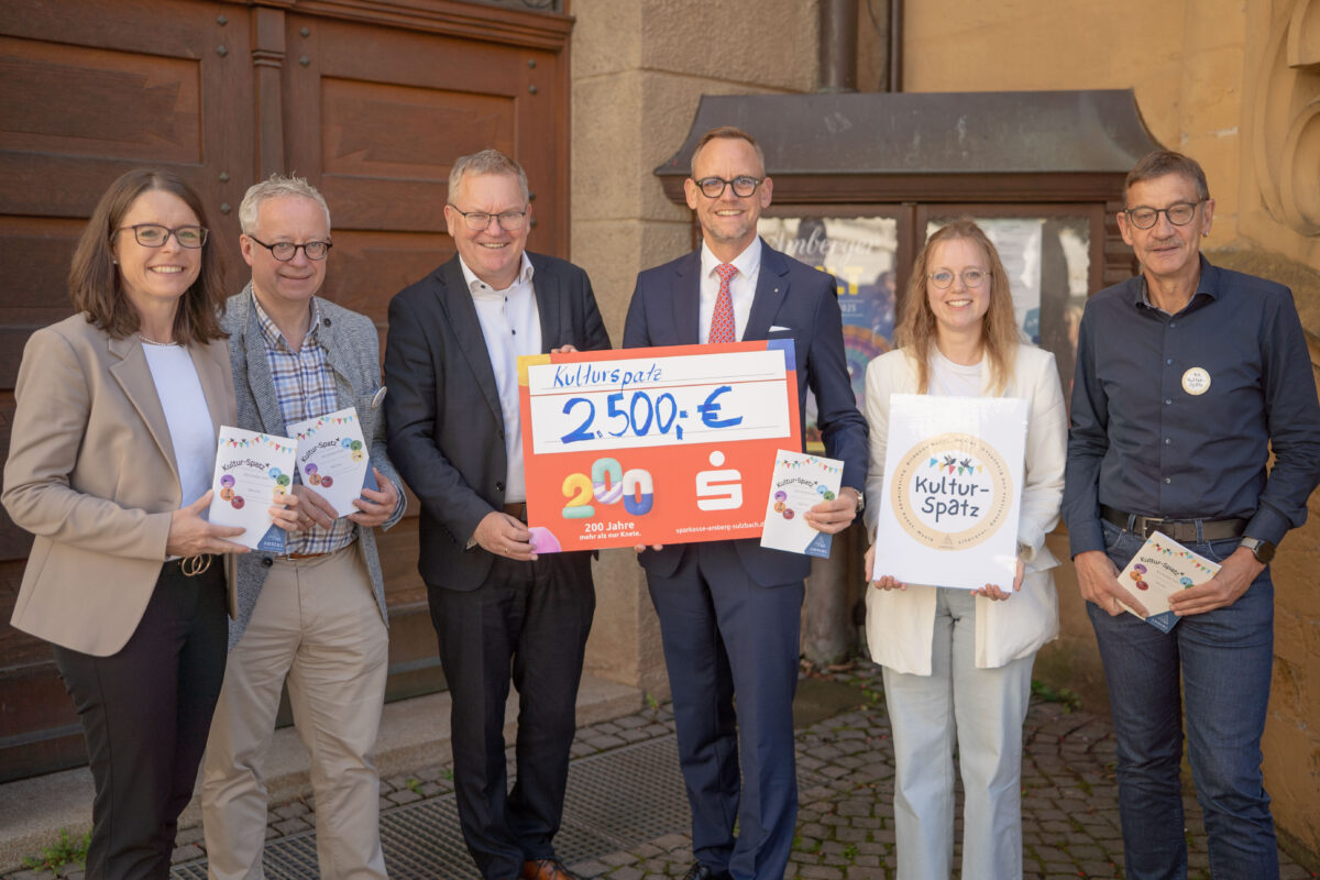 Sparkasse sichert Kultur-Spatz in Amberg mit 2.500 Euro jährlich