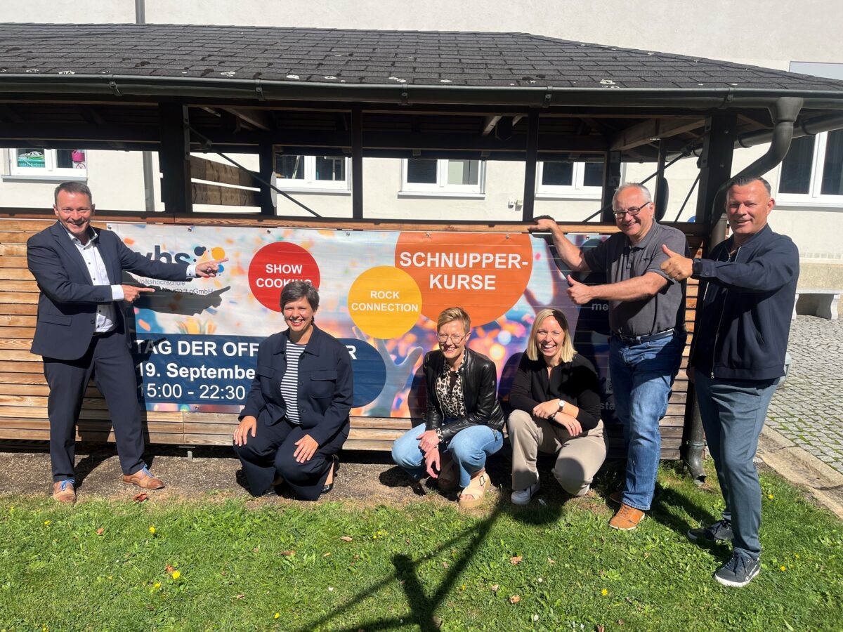 Volkshochschule feiert 10 Jahre Luitpoldstraße:  Tag der offenen Tür