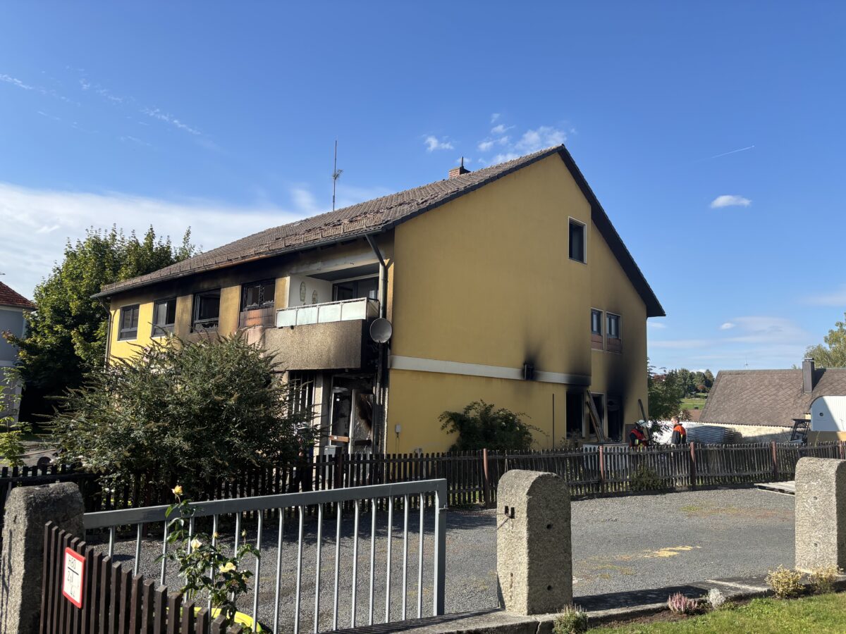 Brand in Wohnhaus in Bärnau - Schaden im sechsstelligen Bereich