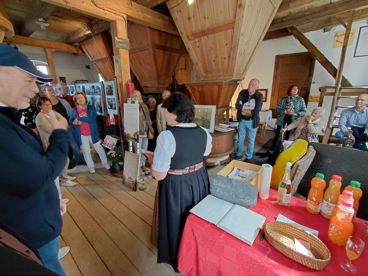 Zeitreise in Bildern begeistert zahlreiche Besucher