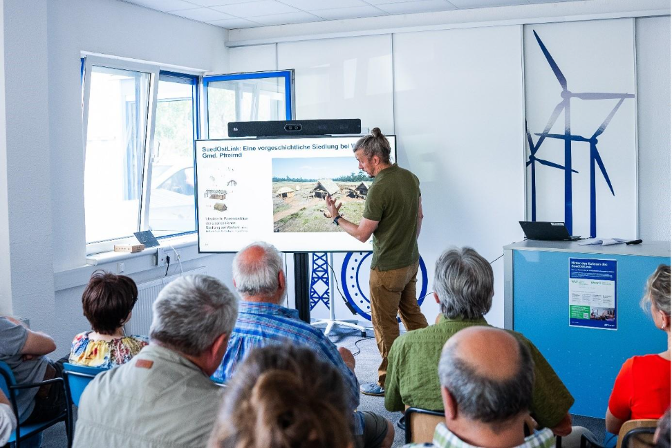 Hinter den Kulissen des SuedOstLinks: Auftakt einer Info-Reihe in Weiden