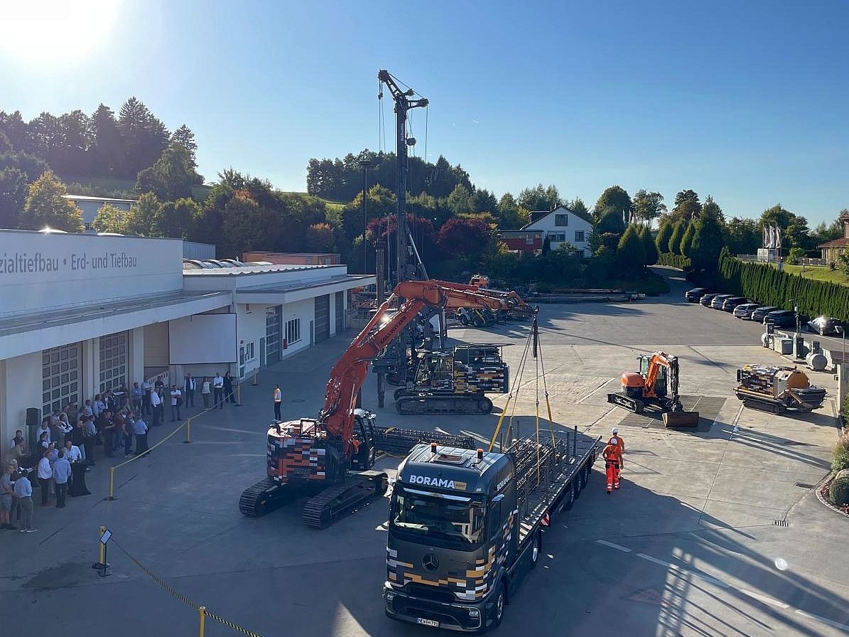 Erfolgreiches Firmenevent "GRILL &amp; DRILL" bei Gollwitzer Family in Floß