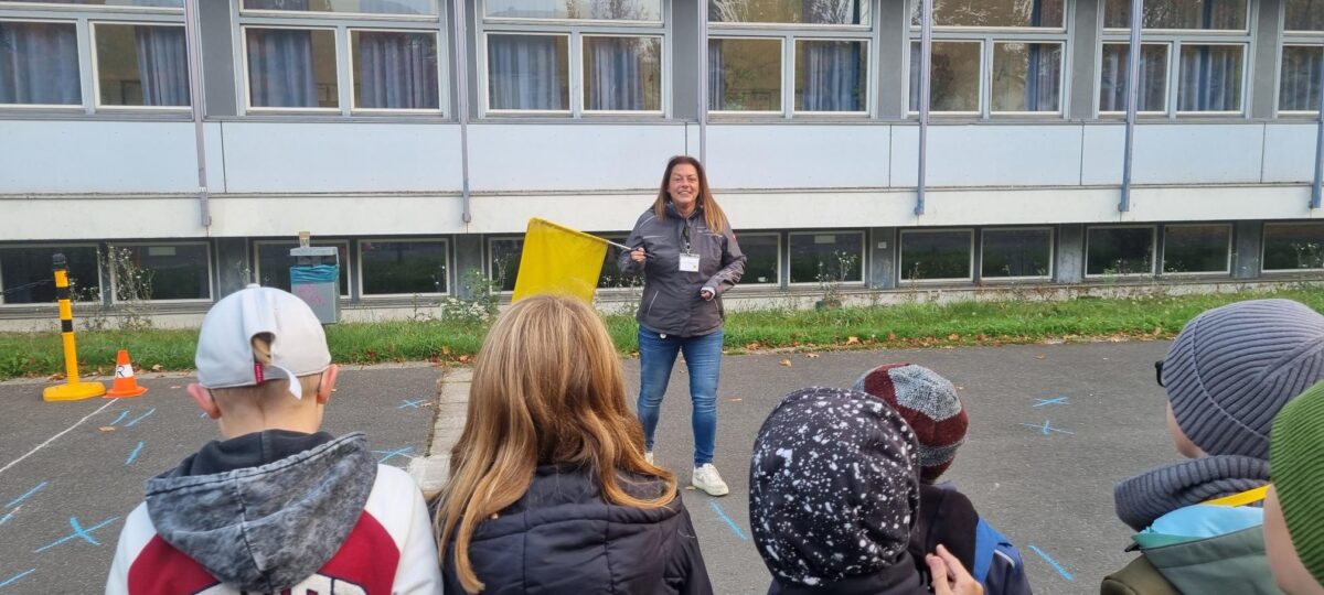 ADAC schult Fünftklässler am Kepler-Gymnasium Weiden