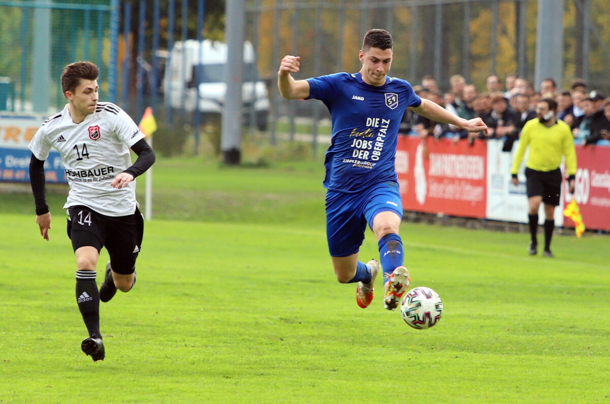 Brisantes Landesliga-Derby in Etzenricht um elf Uhr