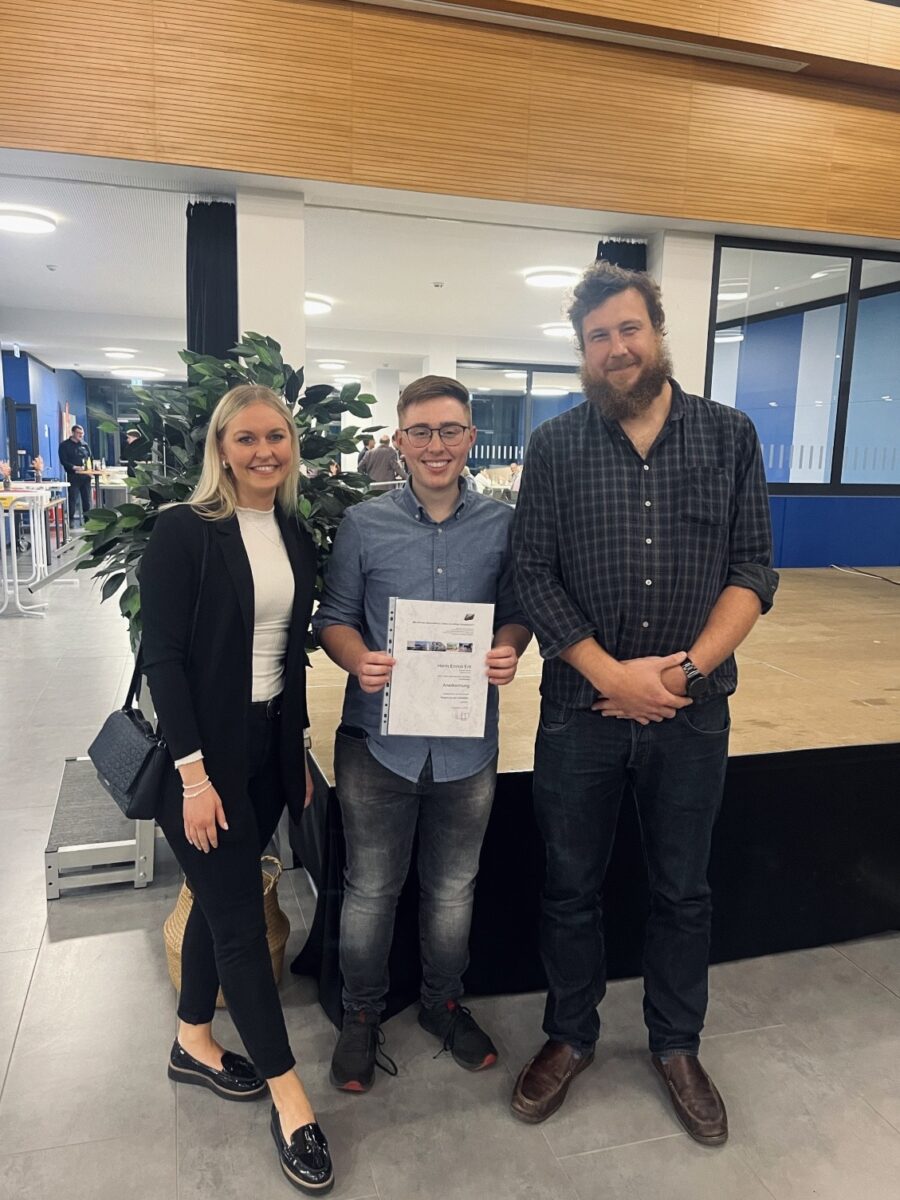 Enrico Ertl als bester Azubi in Schwandorf ausgezeichnet