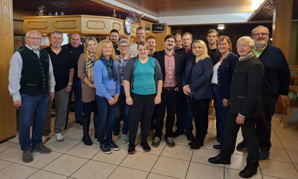 Freie Wähler nominieren Kandidaten: "Starkes Team für ein zukunftsfähiges Neustadt/WN"