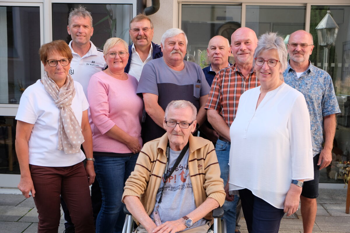 Fußballlegende Hans Dieter D'Zenit feiert in Pressath 80. Geburtstag