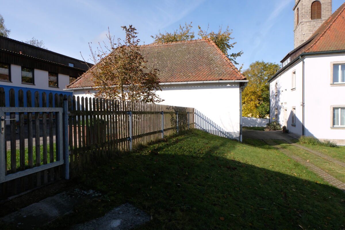 Generalsanierung und Erweiterung des Kindergartens in Floß beginnen im November