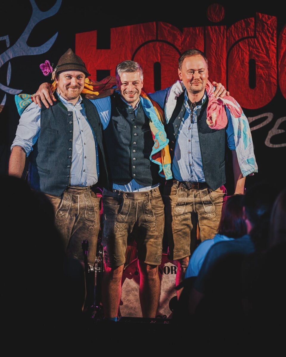 Horrido-Express feiert BR-Premiere, Jubel in Oberbibrach