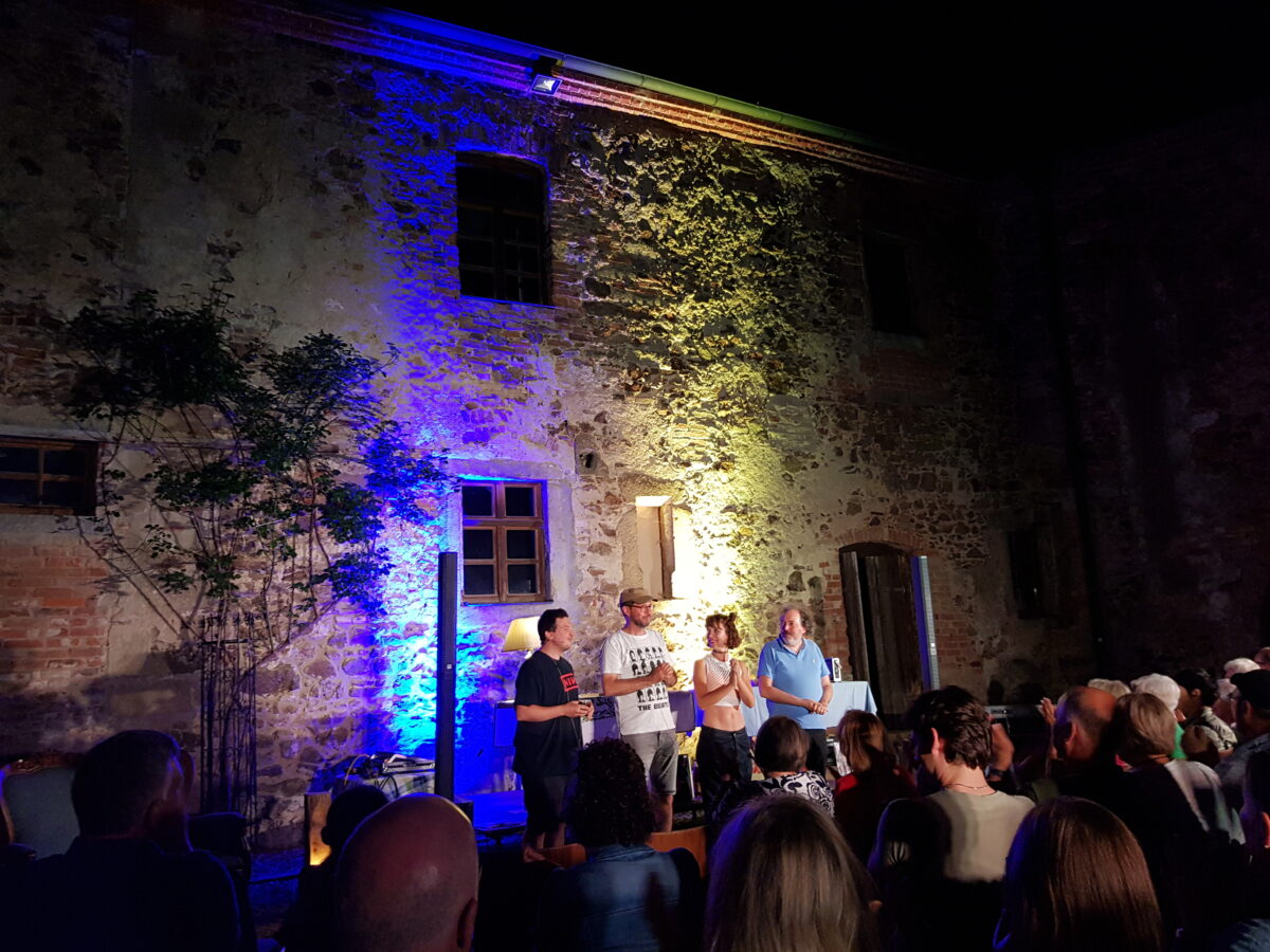 OVIGO bringt Musik-Pleyer mit Wein-Lese nach Burg Falkenberg