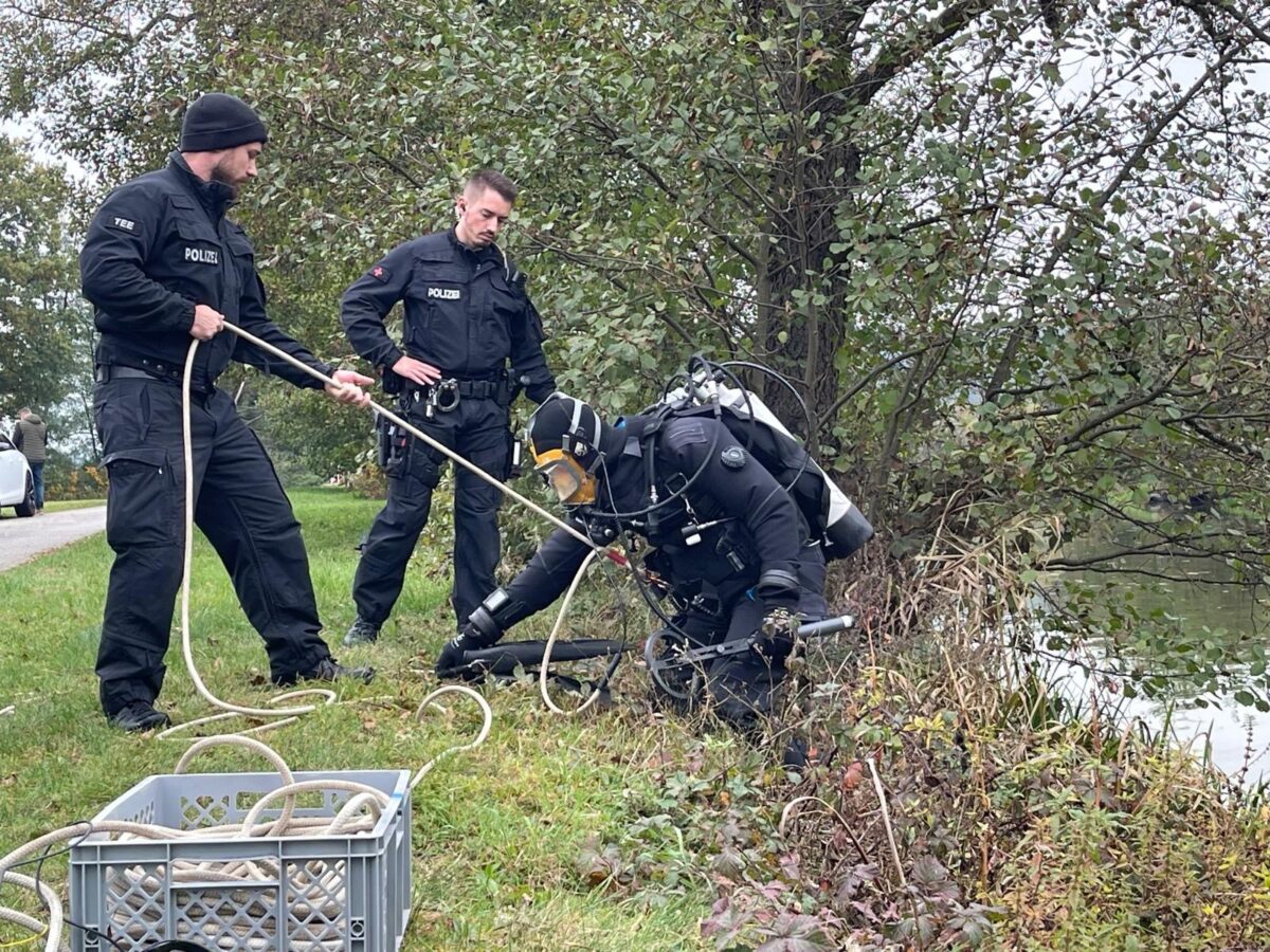Ermittlungen im Mordfall Loew - Taucher in Wernberg im Einsatz