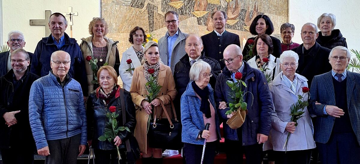 Pfarrgemeinde ehrt Ehejubilare in Schirmitz und Bechtsrieth