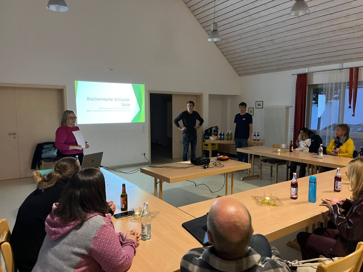 Schüßler-Salze-Abend begeistert in Etzenricht