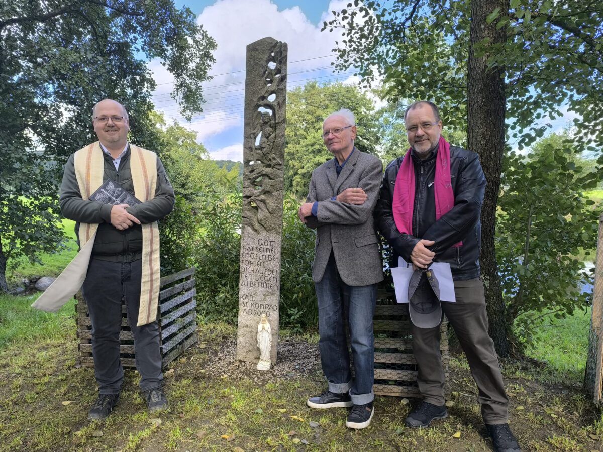 KAB feiert 25 Jahre Mauermann-Stele