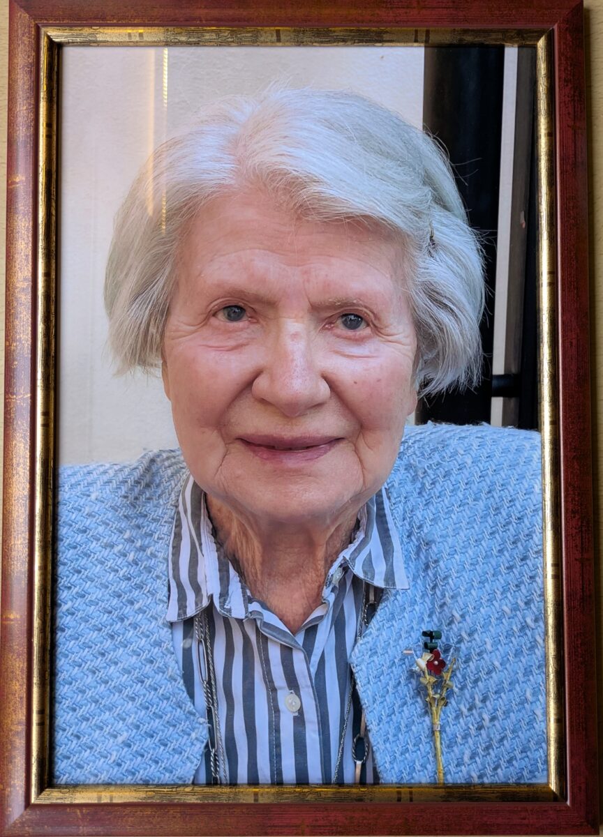 Trauer um frühere Pfarrfrau Marianne Hirschmann, Floß nimmt Abschied