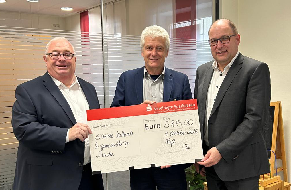 Vereinigte Sparkassen spenden 5.875 Euro an Vereine in Floß