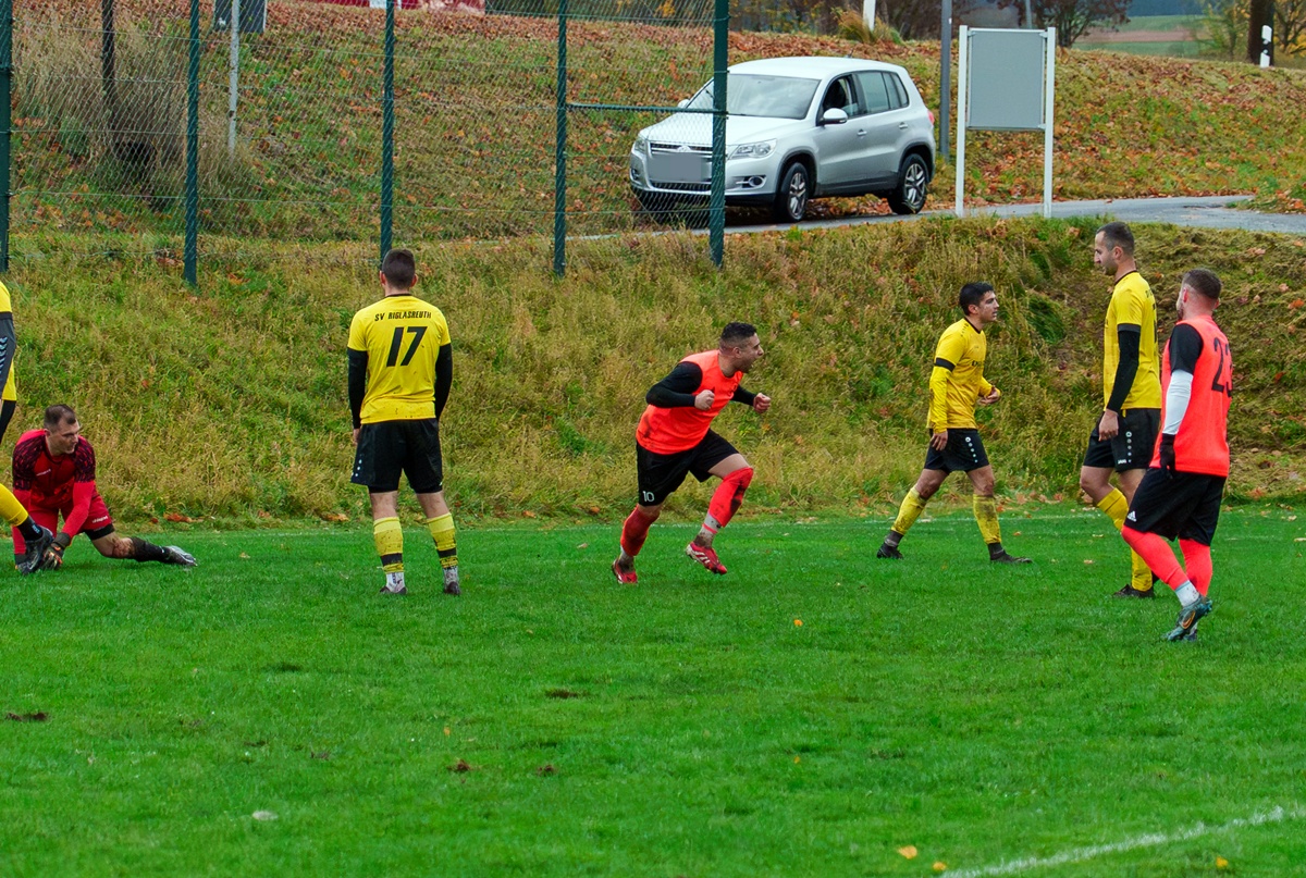 Kreisklasse West: Keine Überraschungen zum Rückrundenstart