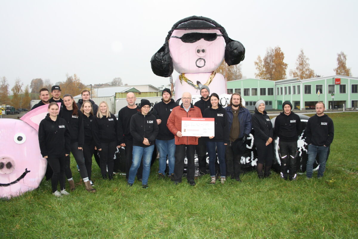 Agrar-Team Mack spendet 2.000 Euro an Kinderkrebshilfe in Waidhaus