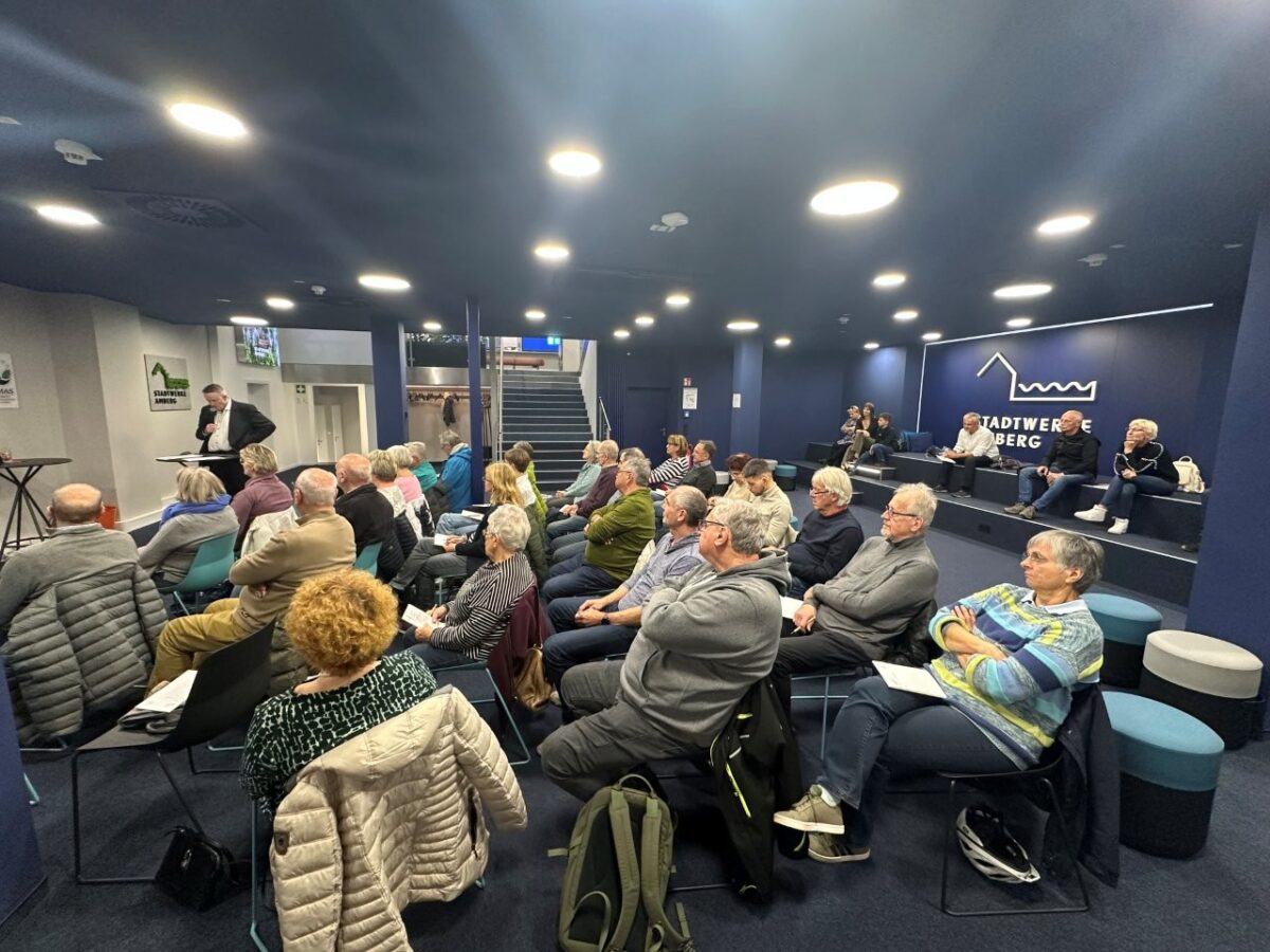 Anmeldung für kostenlosen zweiten KI-Vortrag in Amberg startet