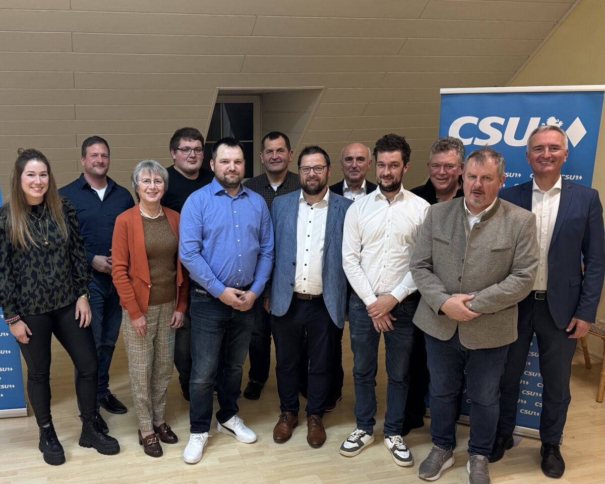 CSU nominiert einstimmig Kandidatenliste für Kommunalwahl 2026 in Freihung