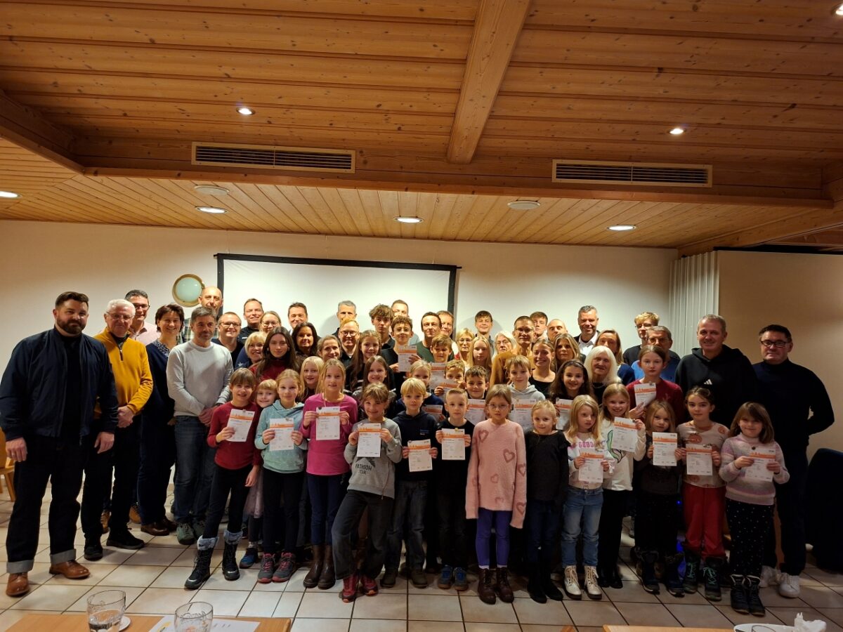 DJK Neustadt verleiht 90 Mitgliedern das Deutsche Sportabzeichen