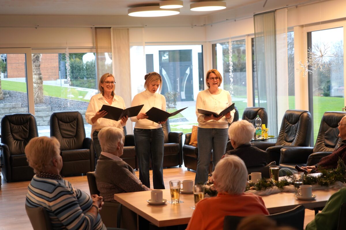 TriAngel nimmt Senioren mit in die vorweihnachtliche Zeit