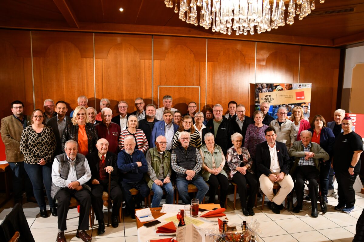 75 Jahre Gewerkschaftszugehörigkeit, die wahren Helden für eine bessere Arbeitswelt