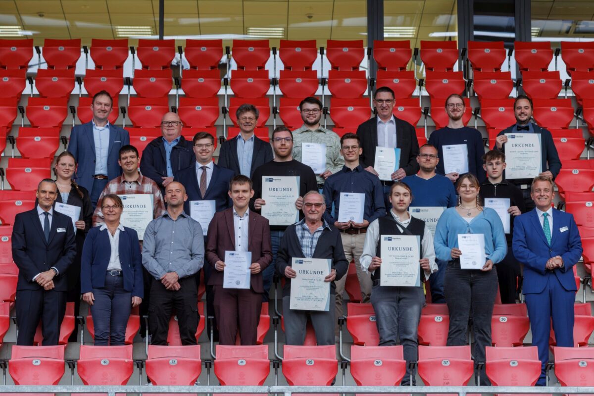 BetriebAzubiAuszeichnung (1).jpg