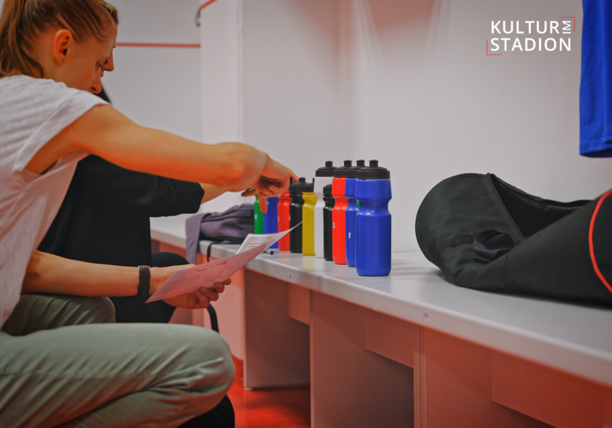 Erleben Sie Escape Room im Jahnstadion Regensburg in Regensburg