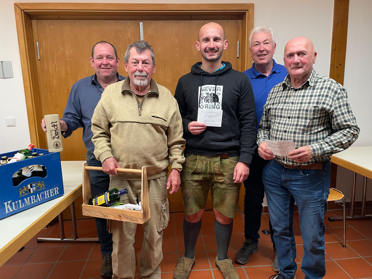 Felix Bruckner siegt beim Preisschafkopf in Leuchtenberg