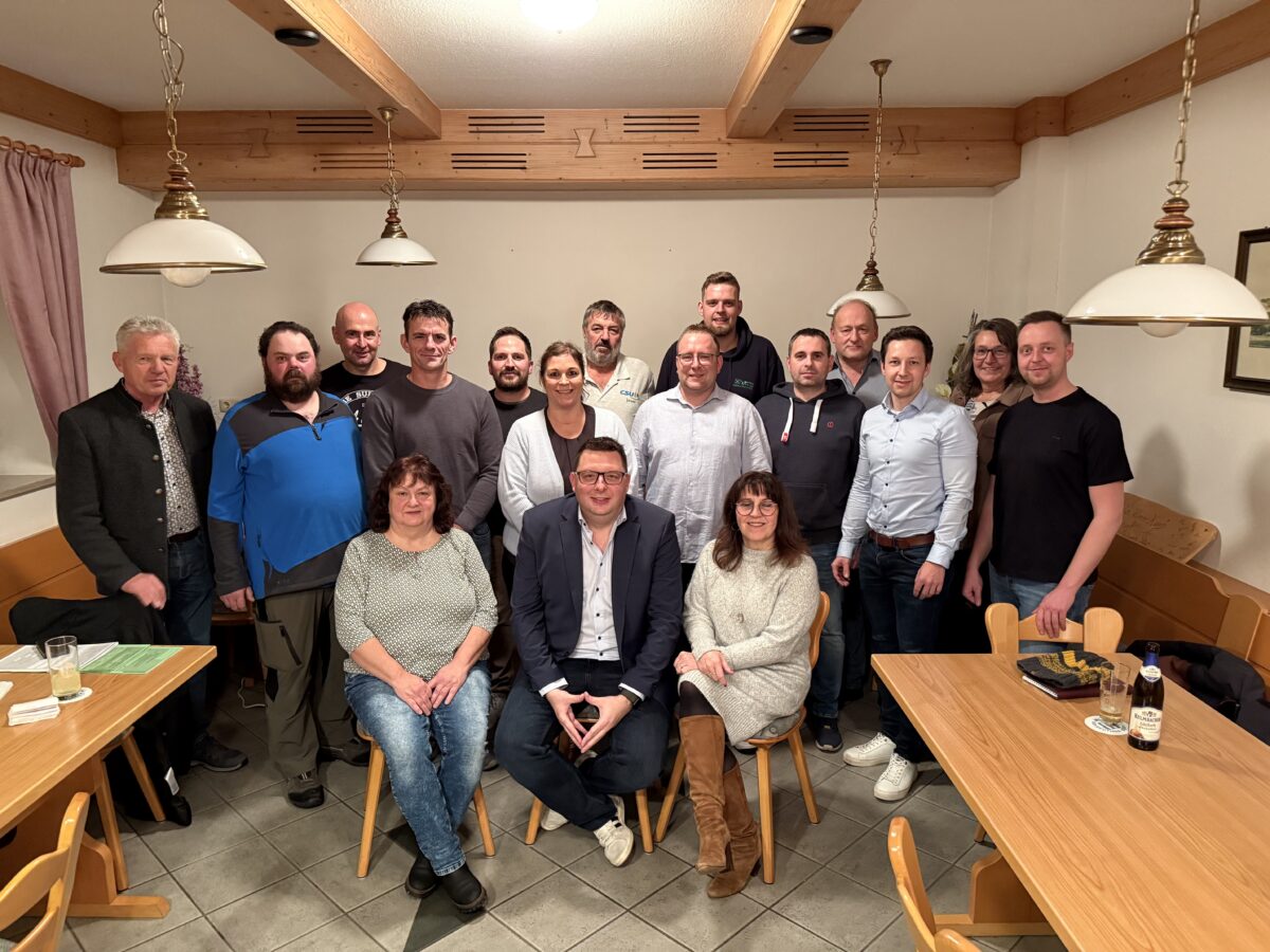 Fraunholz führt 16-köpfiges CSU-Team in Kirchenthumbach an