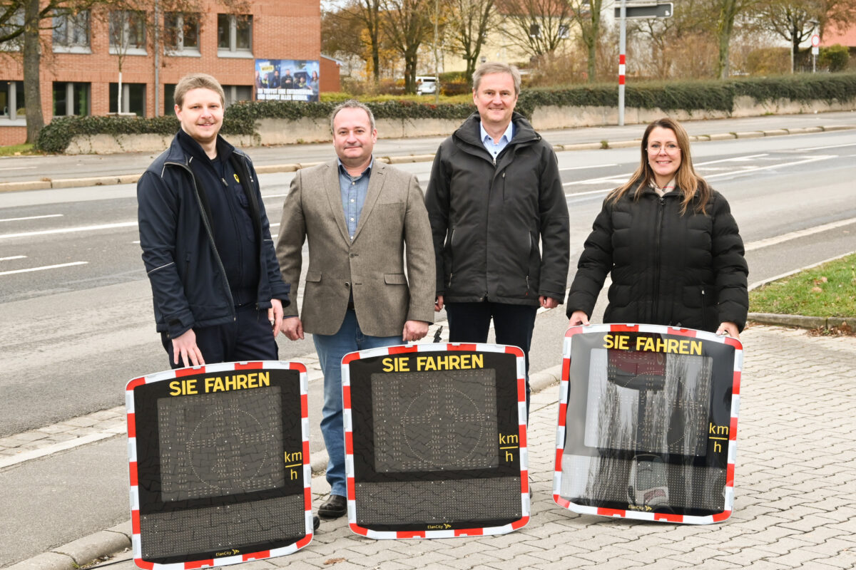 Fünf neue Geschwindigkeitsanzeigen erhöhen Sicherheit in Amberg