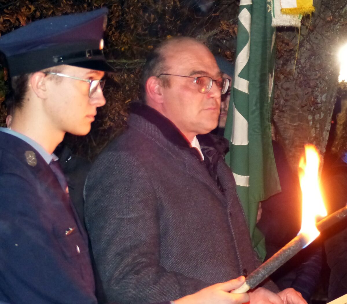 Volkstrauertrag in Schlammersdorf - Bürgermeister mahnt zur Verteidigung der Demokratie