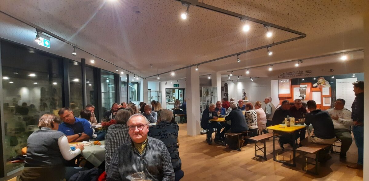 Heuriger Abend im Museum - Genuss, Musik und gelebte Partnerschaft