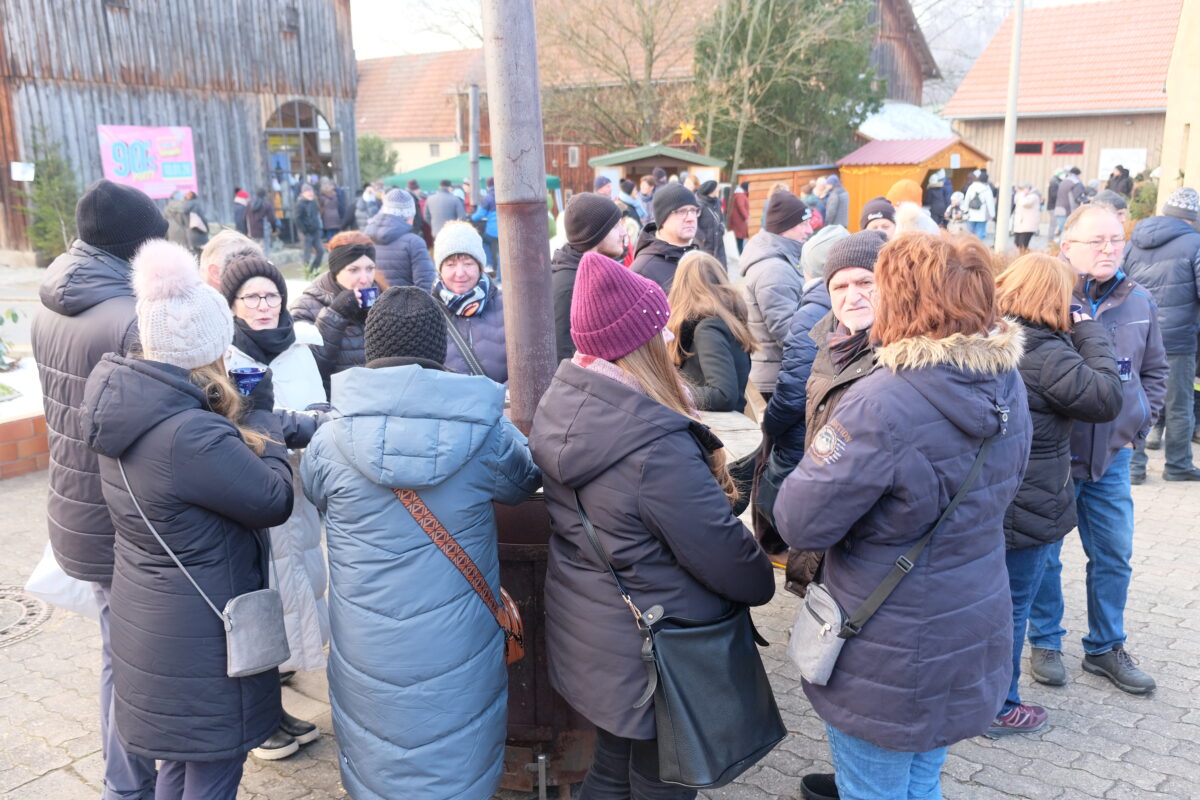 Hobbykünstlermarkt verzaubert Besucher in Münchsreuth