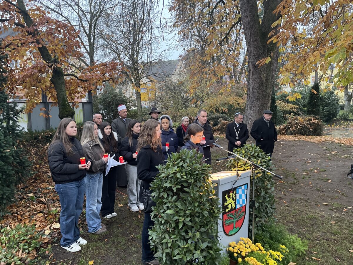 "Red Alert" bei Pogrom-Gedenken: Jüdische Bevölkerung weltweit wieder unter Bedrohung