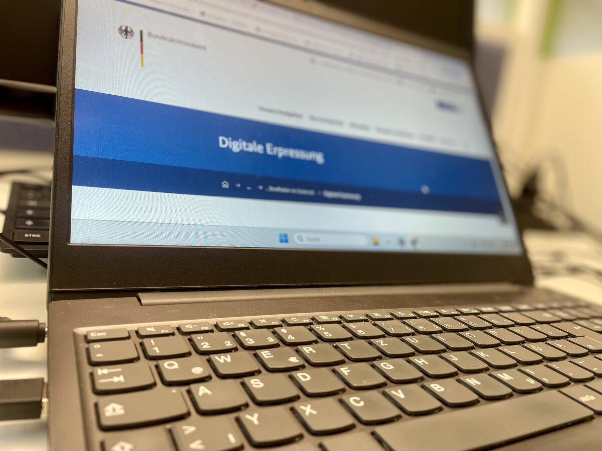 Erpressungsversuch per E-Mail in Schwandorf scheitert