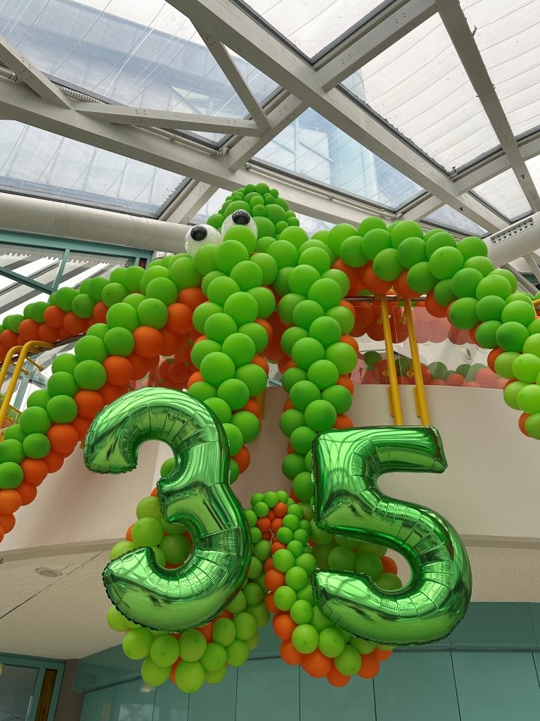 Jubiläumsparty im Kurfürstenbad begeistert 1.500 Gäste