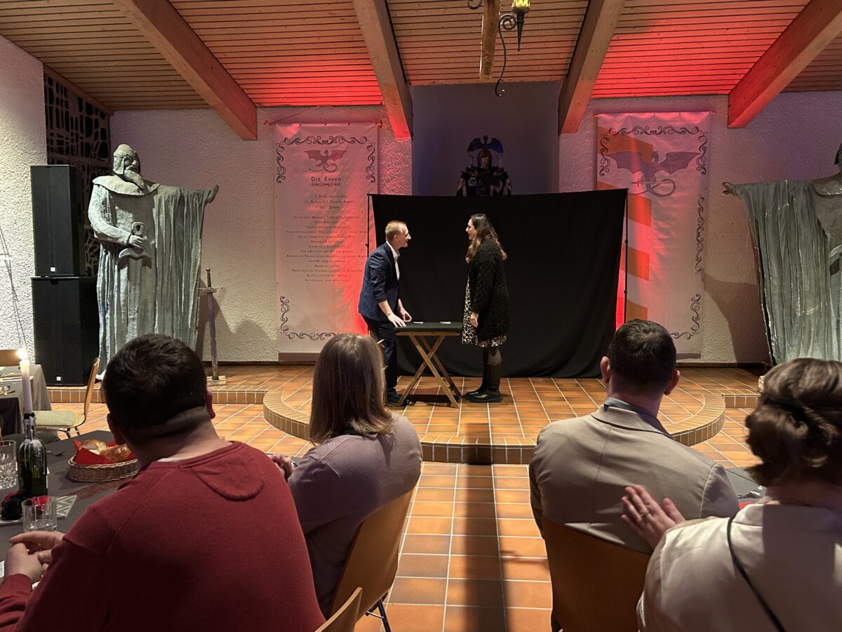 Illuma feiert ausverkaufte Premiere am BegegnungsCampus Immenreuth