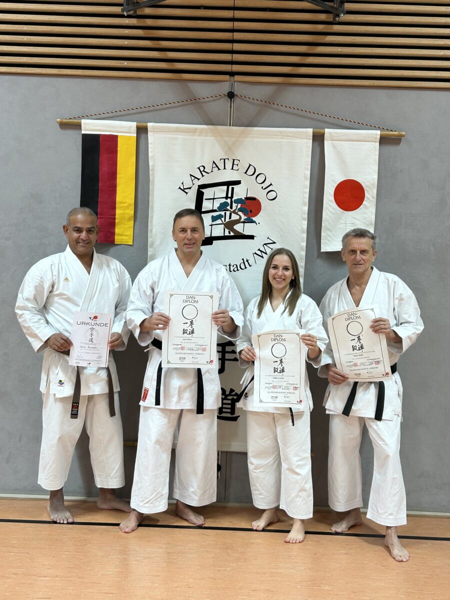 Drei neue Schwarzgurte beim SV Altenstadt